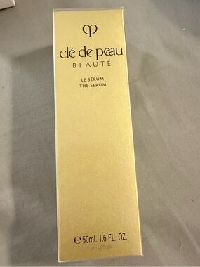cle de peau Beauté Le Sérum